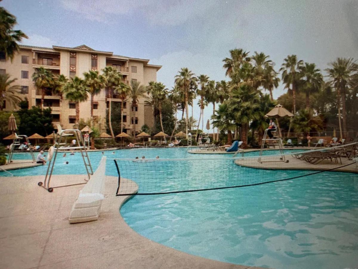 Tahiti Village Resort & Spa Las Vegas Exterior photo